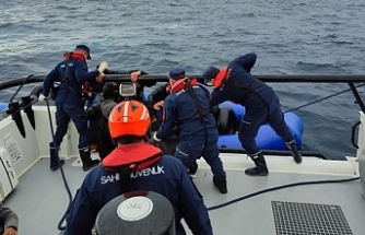 Yunanistan’ın ölüme ittiği 167 göçmen kurtarıldı