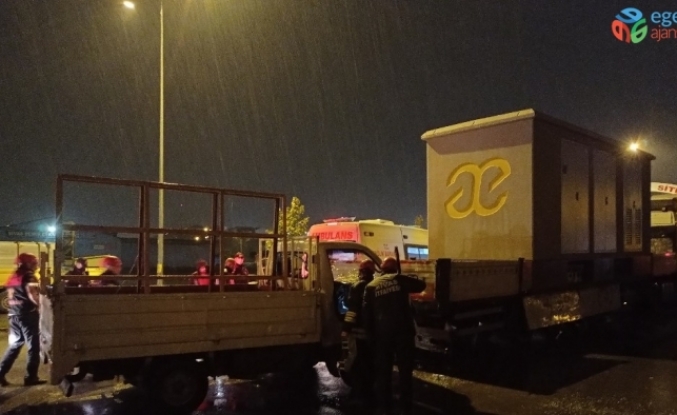 Sivas’ta kamyonet park halindeki tıra arkadan çarptı: 1 yaralı