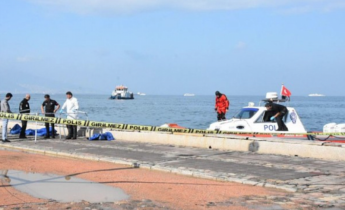 İzmir'de sahilde erkek cesedi bulundu